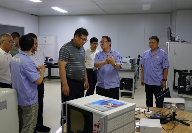 工信部裝備工業一司副司長汪宏一行蒞臨軸研所考察調研